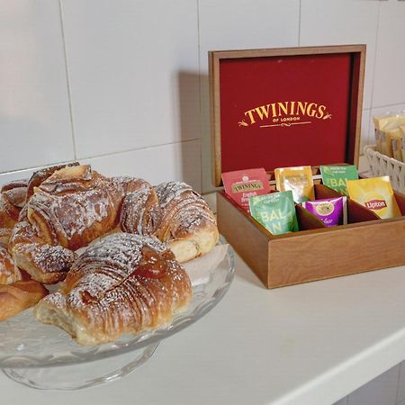 Holiday Sunny Roma B&B Zewnętrze zdjęcie