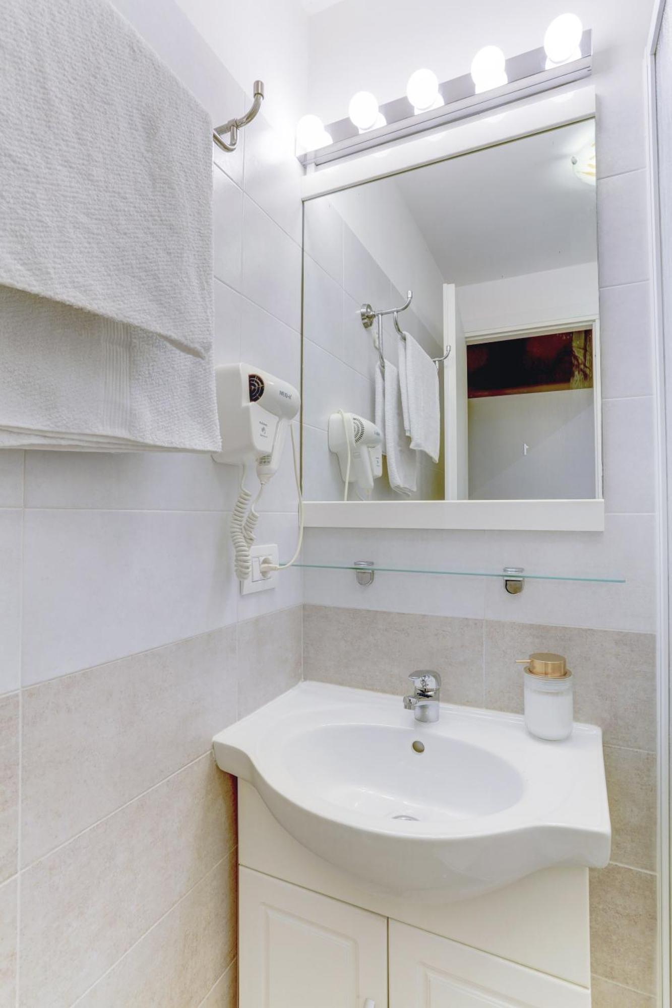 Holiday Sunny Roma B&B Zewnętrze zdjęcie